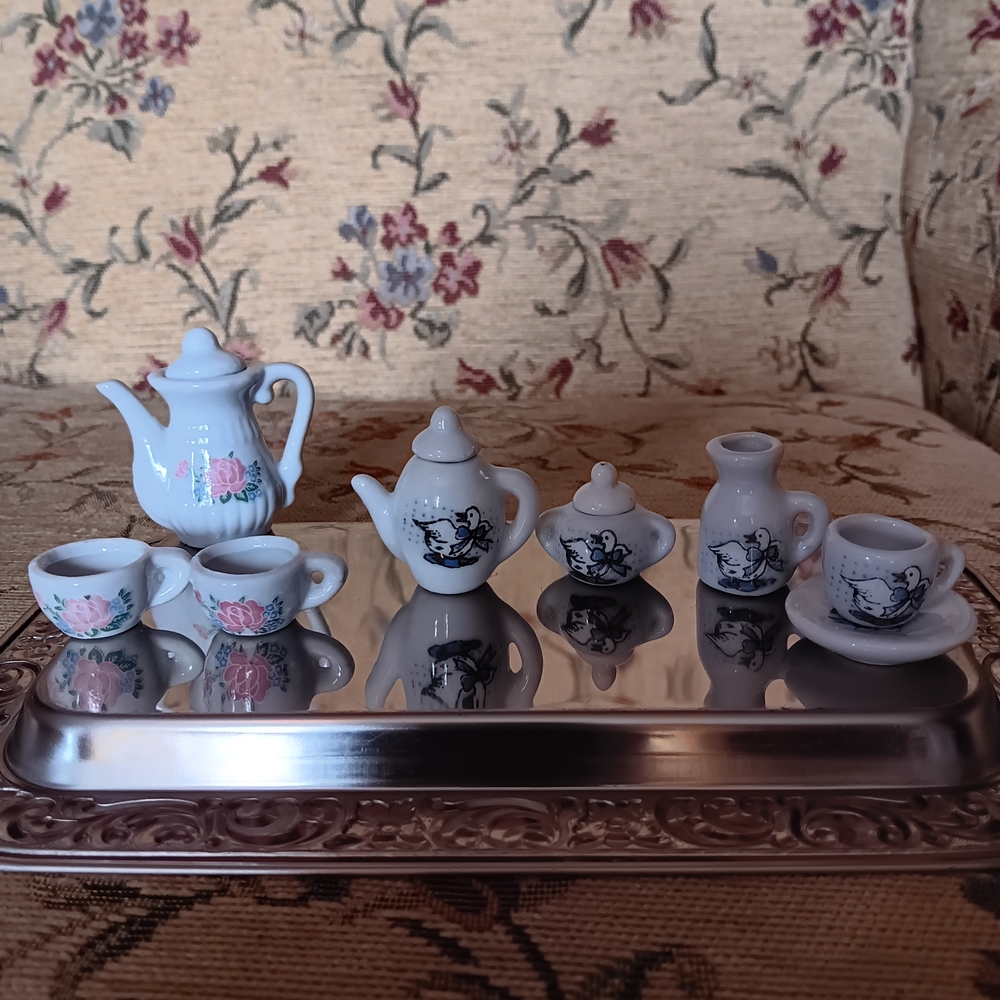 Floral Miniature Tea Set And Other Miniature Objets